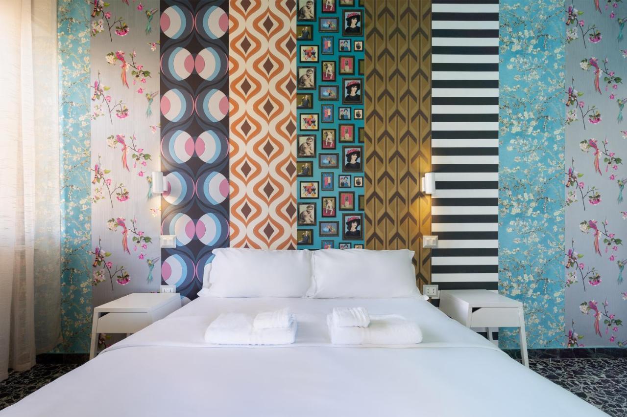 Boutique Rooms Carbonazzi 17 卡利亚里 外观 照片
