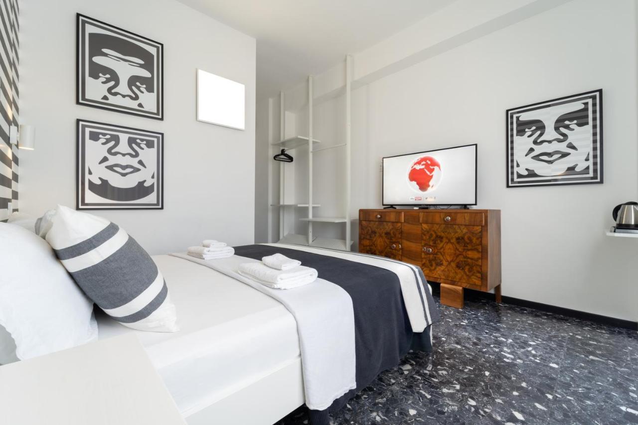 Boutique Rooms Carbonazzi 17 卡利亚里 外观 照片