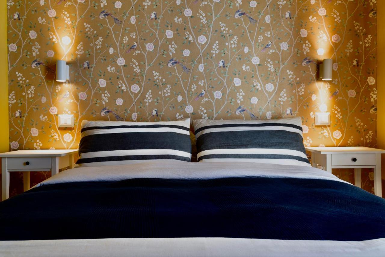 Boutique Rooms Carbonazzi 17 卡利亚里 外观 照片