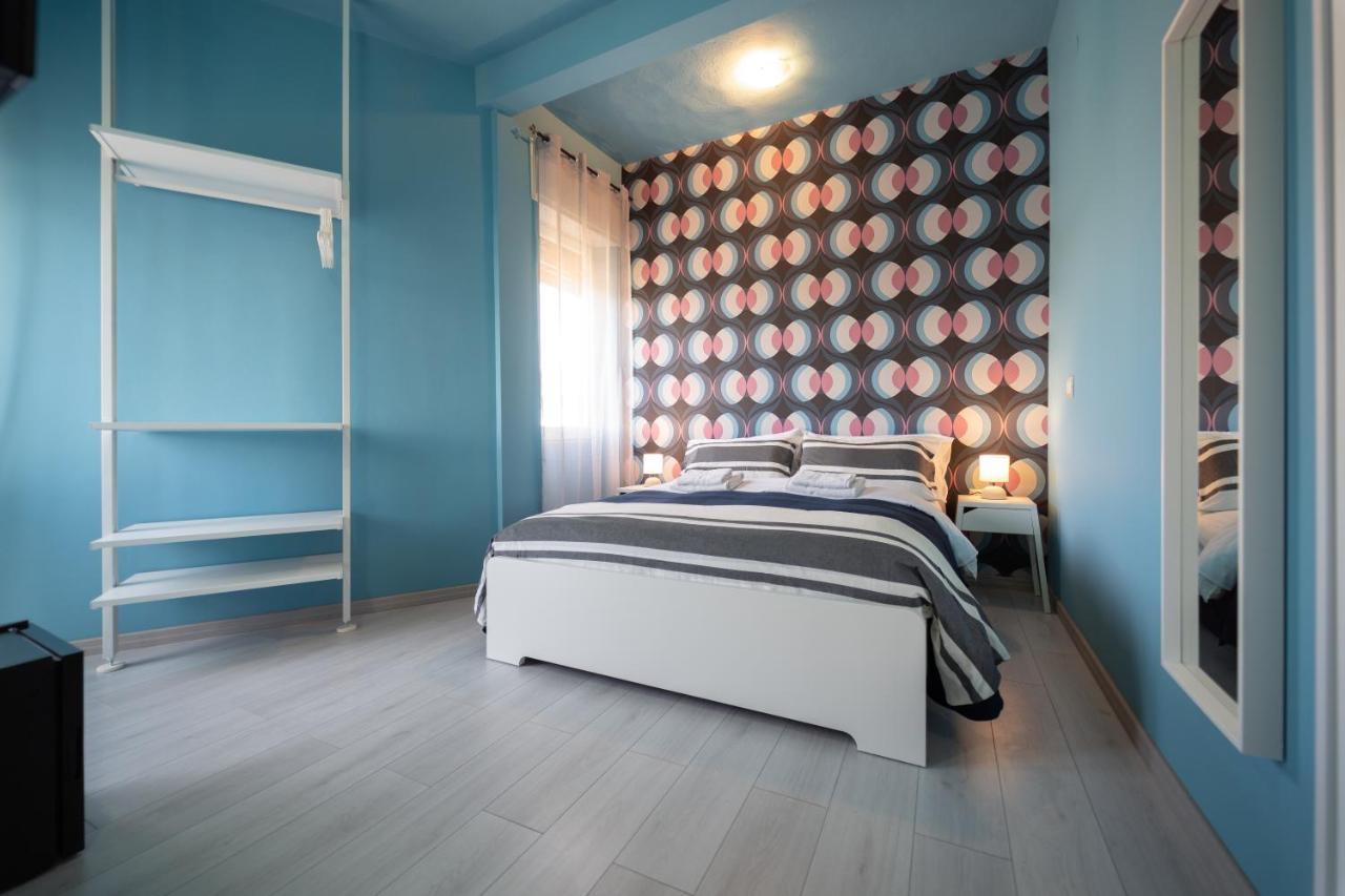 Boutique Rooms Carbonazzi 17 卡利亚里 外观 照片
